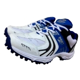 C043 Cricket Shoes Size 5 sports sneaker