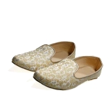 B032 Beige Size 1 Shoes shoe price in india
