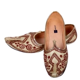 B032 Beige Under 1000 Shoes shoe price in india